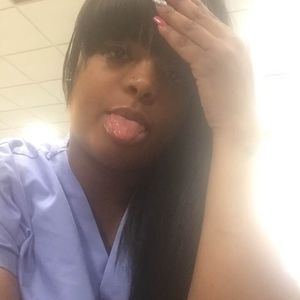 Meet your Posher, Janika